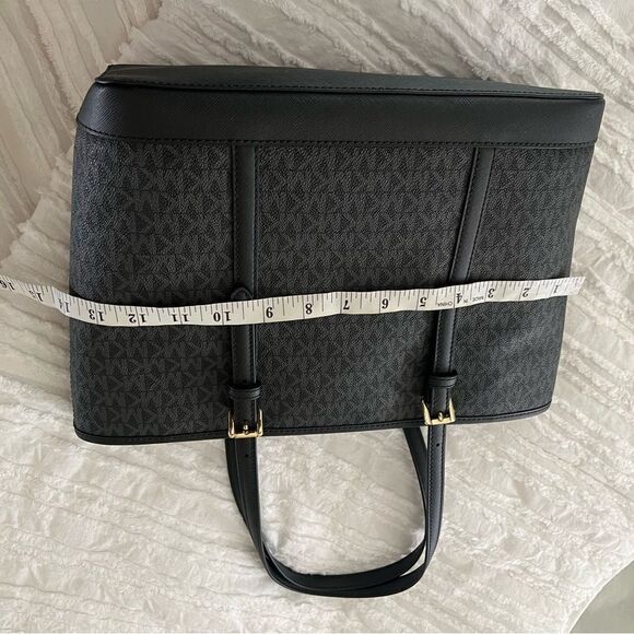 New with tags Michael Kors Jet Sest Travel Medium Double Pocket Tote black - Picture 5 of 9